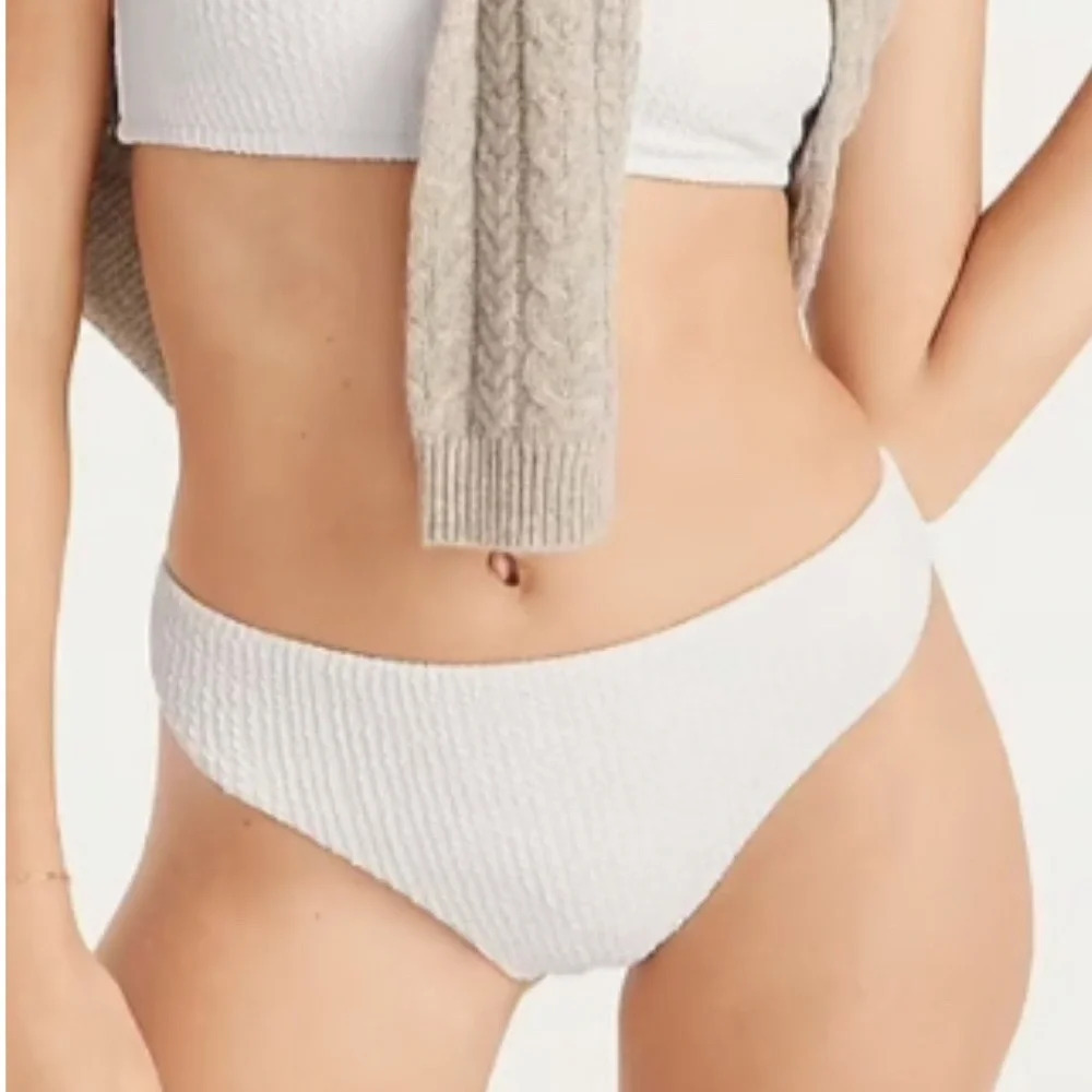 J.Crew Textured Curved Waist Cheeky Bikini Swim Bottom White Size Medium